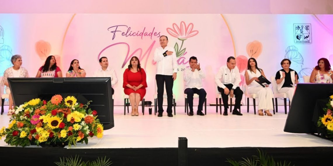 Gobernador Durazo reconoce labor de 3 mil madres trabajadoras al servicio del Gobierno de Sonora