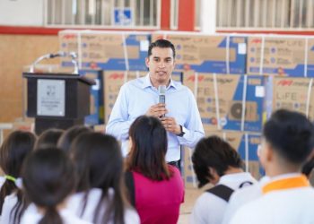 Gobierno de Sonora y Fundación Sempra Infraestructura equipan con aires acondicionados a escuelas de Benjamín Hill: Froylán Gámez