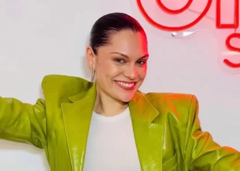 Jessie J revela que tiene cáncer de mama