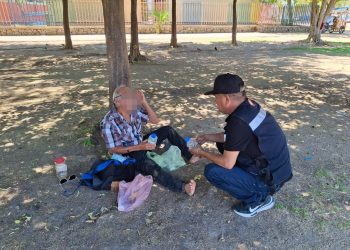 Brindan apoyo a personas vulnerables ante temperaturas extremas