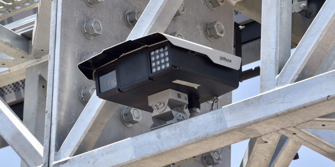 Comienzan a operar cámaras de video vigilancia en innovadores Arcos de Seguridad vial