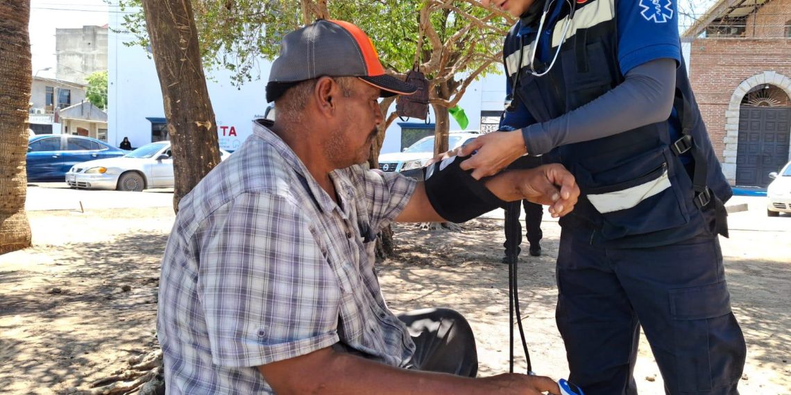 Mantiene Ayuntamiento de Hermosillo operativo de ayuda a personas vulnerables ante altas temperaturas
