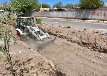 Presenta Servicios Públicos Municipales 90 por ciento de avance en limpieza de canales y arroyos