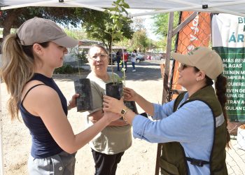 Realiza Gobierno de Hermosillo mega donación de plantas en el marco del Día Internacional del Árbol