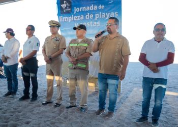 Participa el Ayuntamiento de Guaymas en la Jornada de limpieza de playas y costas