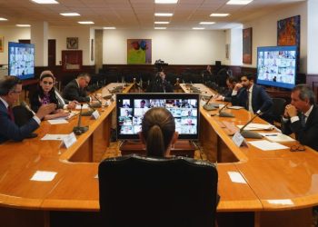 Sheinbaum se reúne con empresarios del acero y aluminio