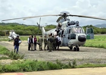 Sobrevuela Sheinbaum zonas afectadas por ‘Erick’ en Oaxaca