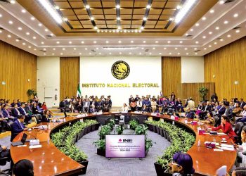 INE sanciona a Morena con 21.6 mdp por ocultar gastos en precampaña electoral
