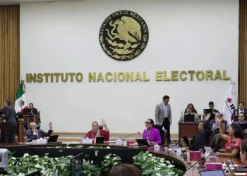 Quita INE triunfo a 46 candidatos por promedio… ¡y cárcel!
