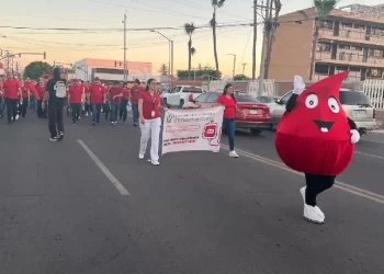 Cientos de personas caminaron por la donación de sangre en Ciudad Obregón