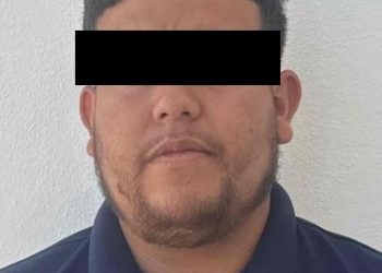 Asegura Gobierno de Sonora narcótico y arma a persona detenida en Nogales