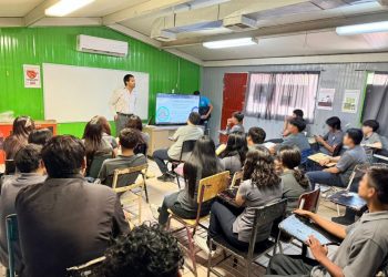 Previene Gobierno de Sonora conductas antisociales entre jóvenes de SLRC