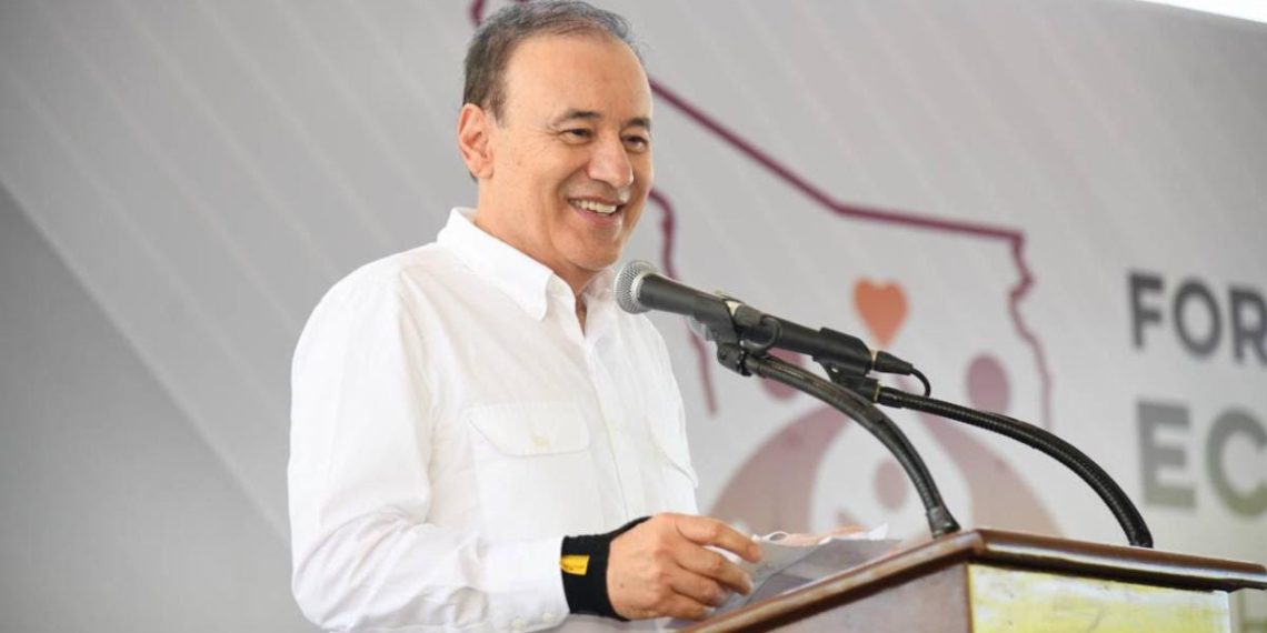 Cumple Gobernador Durazo a población del sur con becas a estudiantes y apoyos para familias vulnerables