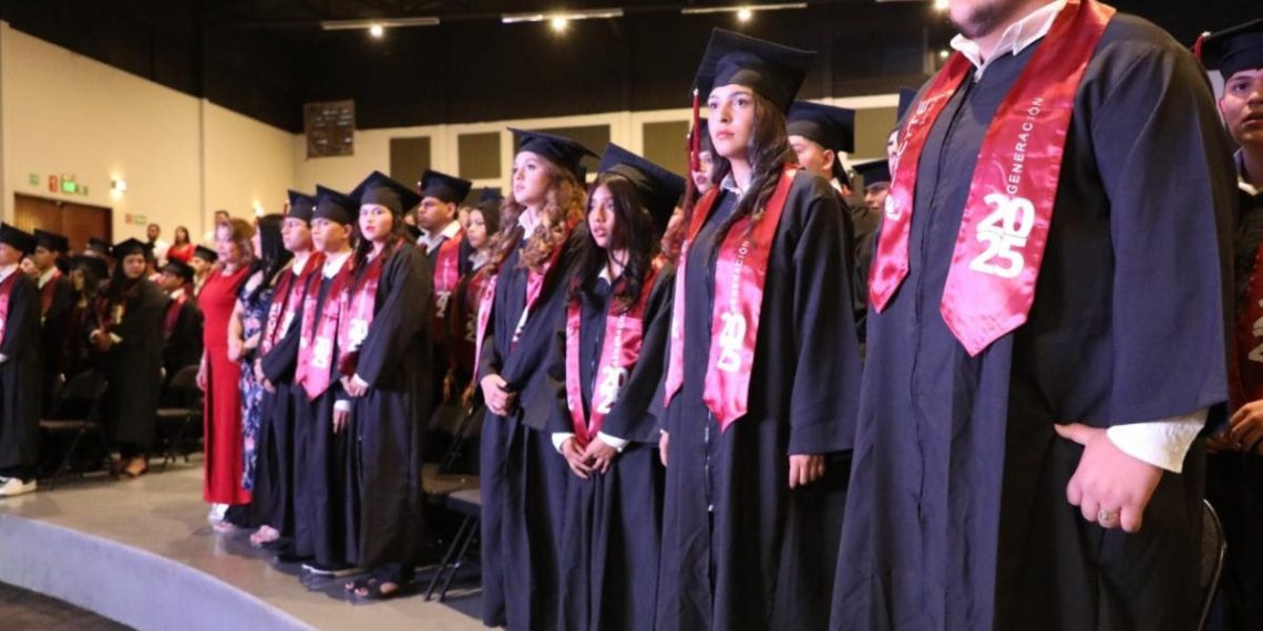 Se gradúan más de seis mil alumnos de Cecyte Sonora