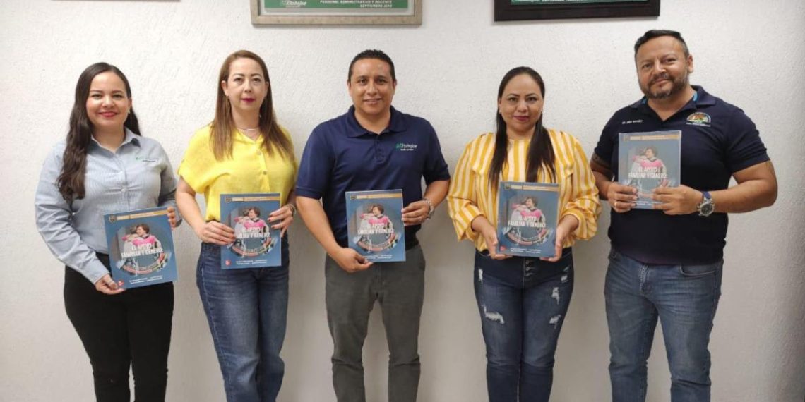 Participan docentes de la UTEtchojoa en publicación literaria internacional