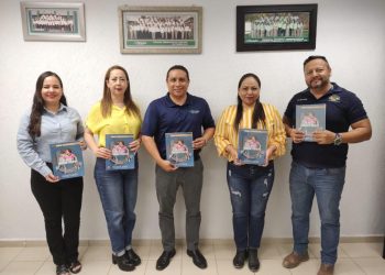 Participan docentes de la UTEtchojoa en publicación literaria internacional