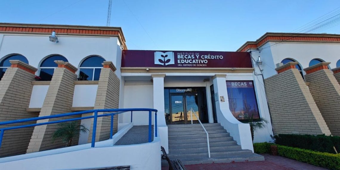 Invita Gobierno de Sonora a participar en la convocatoria de becas para escuelas particulares