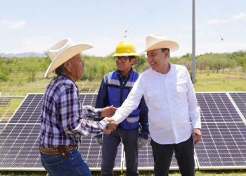 Gobernador Durazo lidera la transición energética en el país con Plan Sonora