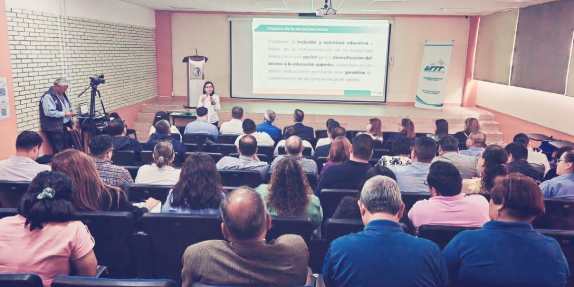 Gobierno de Sonora impulsa modelo educativo mixto para trabajadores: UTGuaymas