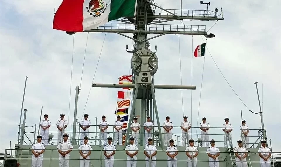 Releva Usumacinta al Cuauhtémoc en misión naval