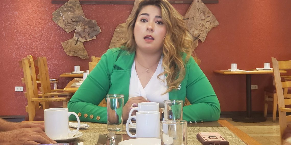 Karla Yanez presenta Agenda Verde para Hermosillo