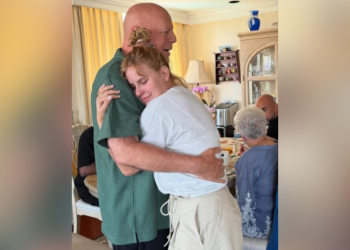 Comparte hija de Willis imágenes junto al actor