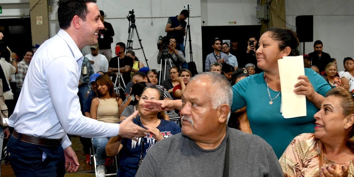 Gobierno de Sonora entrega apoyos económicos a más de mil 200 familias de Hermosillo y San Miguel de Horcasitas