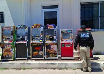 Aseguran máquinas tragamonedas en Moctezuma durante operativo conjunto AMIC-GN