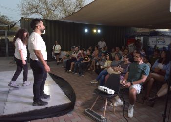 Presentan función de teatro “De la Bici al Escenario” del programa Biciclando