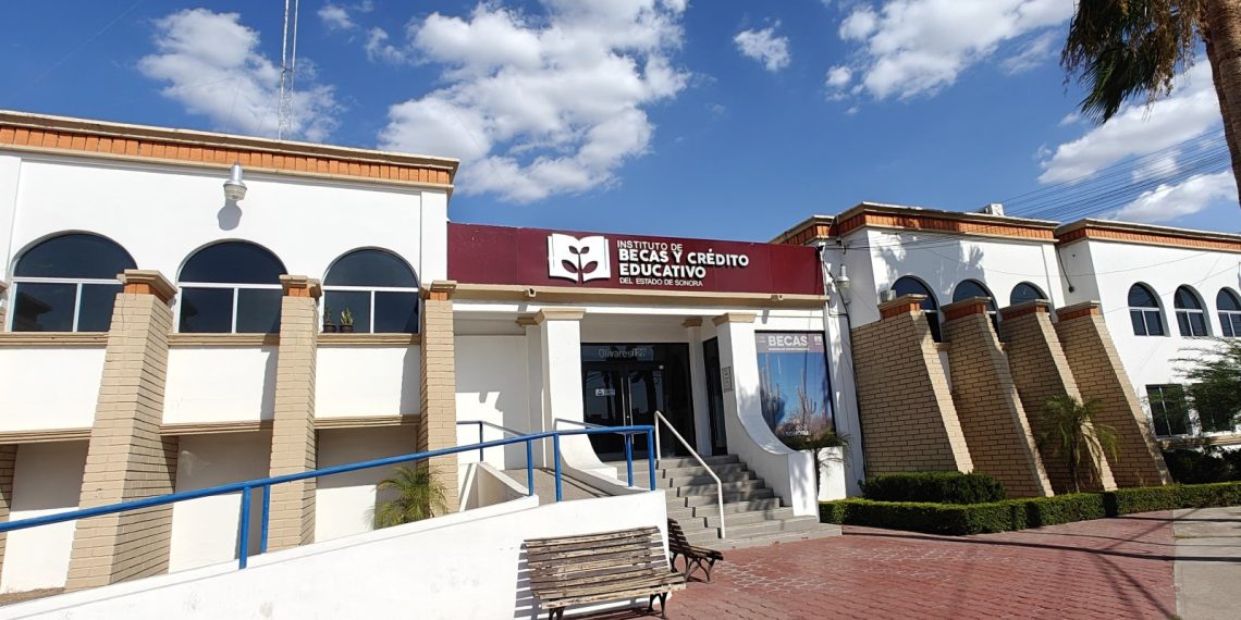 Gobierno de Sonora brindará atención del Instituto de Becas y Crédito durante vacaciones de verano