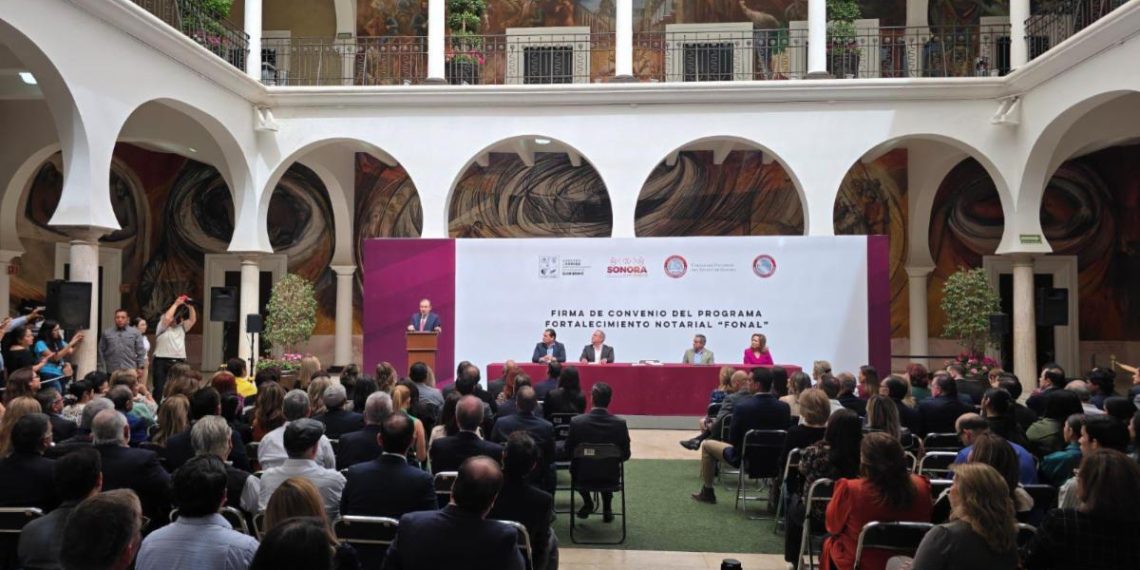 Gobierno de Sonora respalda a estudiantes con trámites notariales gratuitos