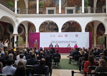 Gobierno de Sonora respalda a estudiantes con trámites notariales gratuitos