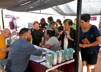 Gobernador Durazo beneficia a familias de Hermosillo y el sur con más de 34 mil servicios de “Sonora Atiende”