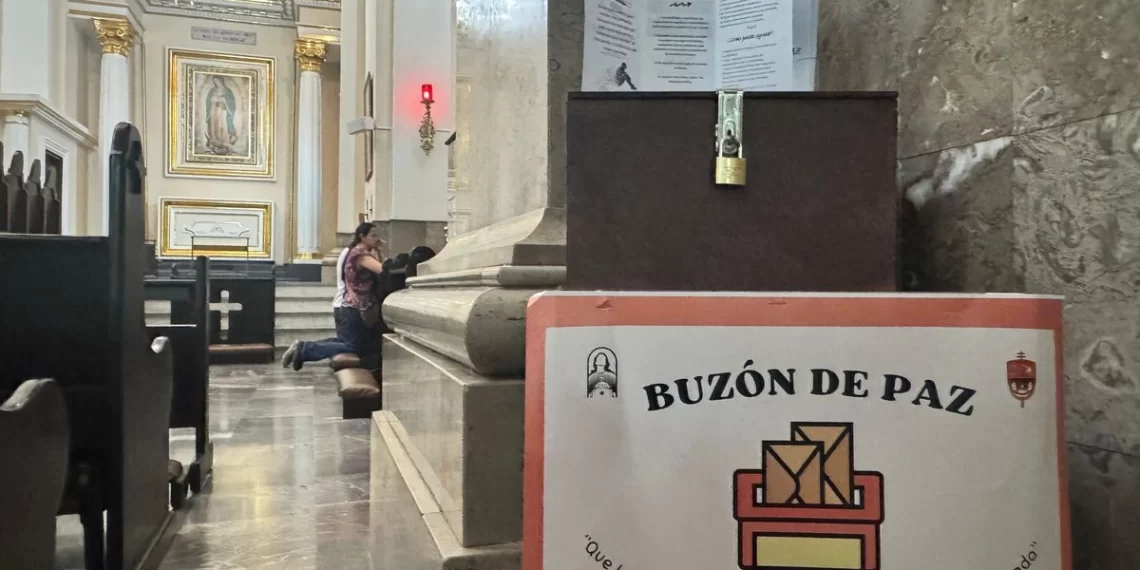 Instalan “buzón de paz” en catedral de Hermosillo para mensajes anónimos y denuncias