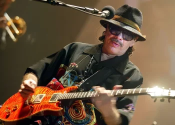 Carlos Santana inicia ‘Oneness Tour 2025’ en España, dará seis conciertos