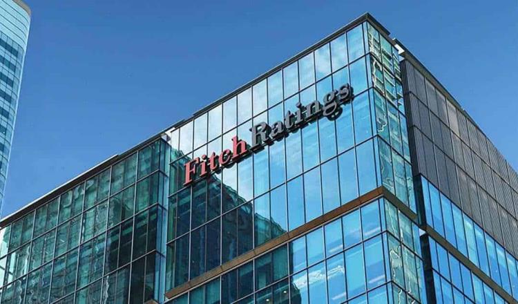 Sistema financiero mexicano está ‘bajo la lupa’ ante riesgos por lavado: Fitch