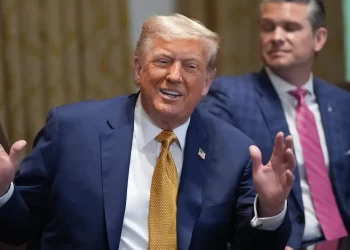 Trump anuncia un arancel de 50% al cobre y contempla uno de 200% a las farmacéuticas