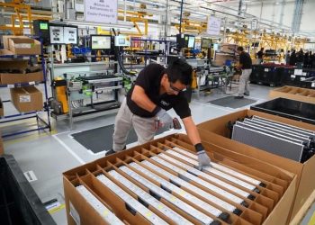 Aumenta actividad económica en junio