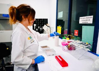 Realiza alumnado de la Universidad Tecnológica de SLRC prácticas profesionales en reconocidos centros de investigación
