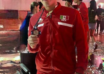 Alumno de Cecyte Sonora conquista medalla de plata para México en Torneo Internacional de Voleibol