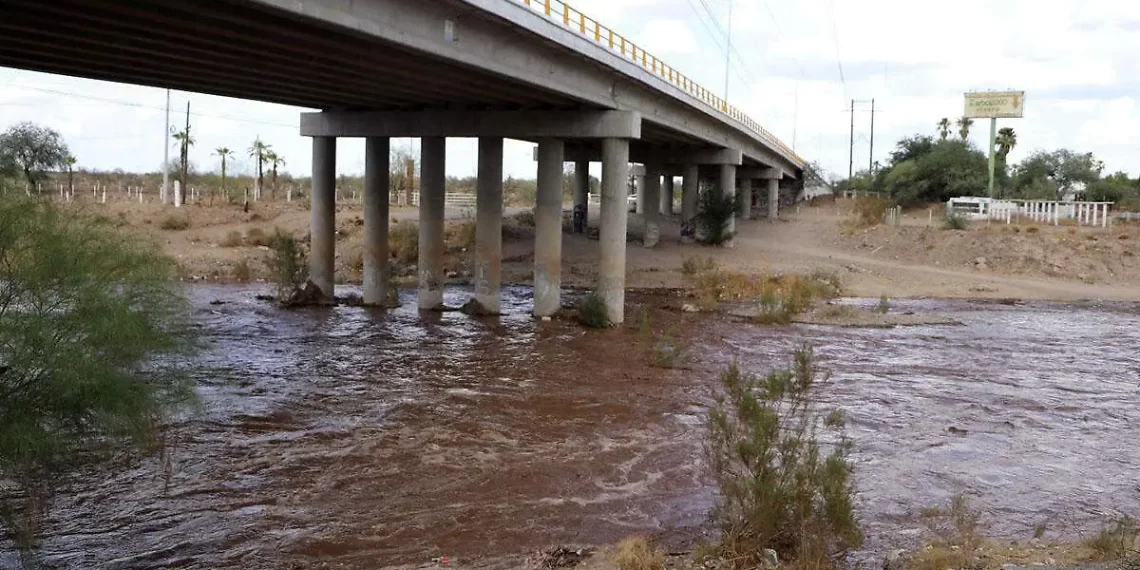 Río San Miguel corre en San Pedro El Saucito de nuevo