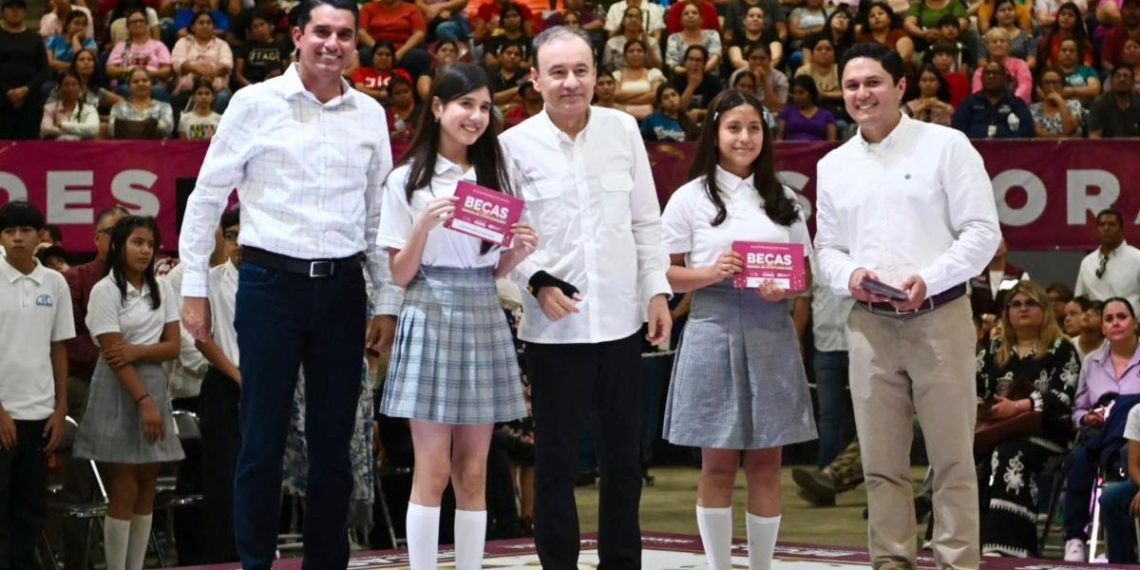 Gobernador Durazo transforma la educación de más de 450 mil estudiantes con Becas Sonora de Oportunidades