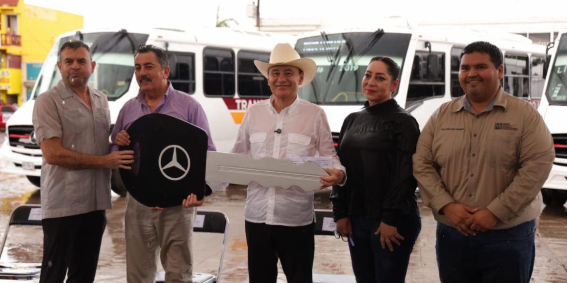 Gobernador Alfonso Durazo puso en marcha la nueva Línea 16 Transversal en Ciudad Obregón