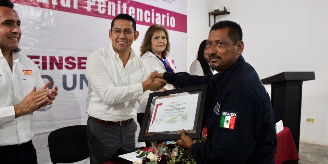 Reconoce Gobierno de Sonora labor del personal del Sistema Estatal Penitenciario