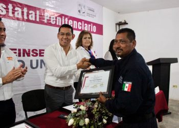 Reconoce Gobierno de Sonora labor del personal del Sistema Estatal Penitenciario