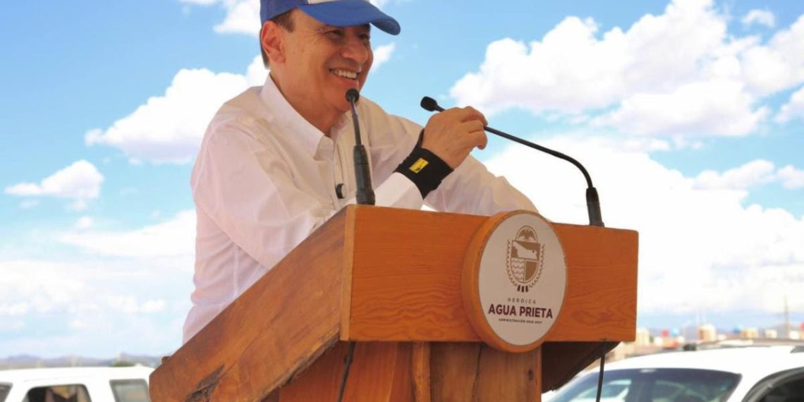 Gobernador Durazo garantiza abasto de agua en municipios de Sonora con acciones del Plan Hídrico