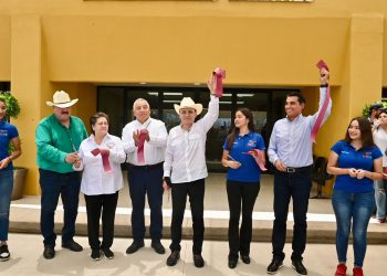 Cumple Gobernador Durazo demanda histórica de estudiantes con primeras instalaciones de la UTH en Ures