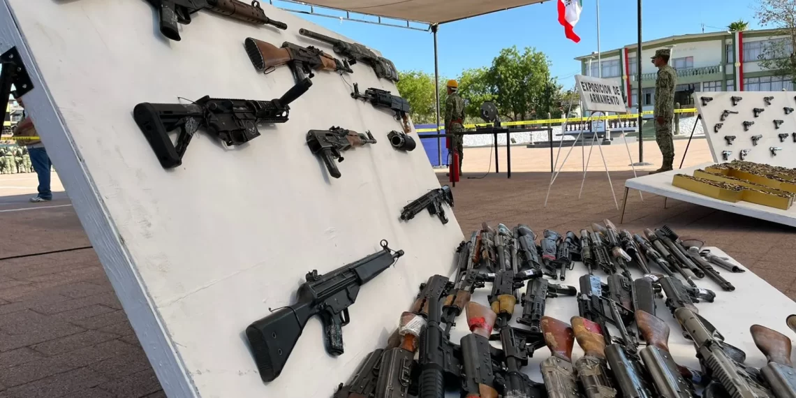 Destruyen más de 300 @rma.s de fu3g0 aseguradas en Sonora