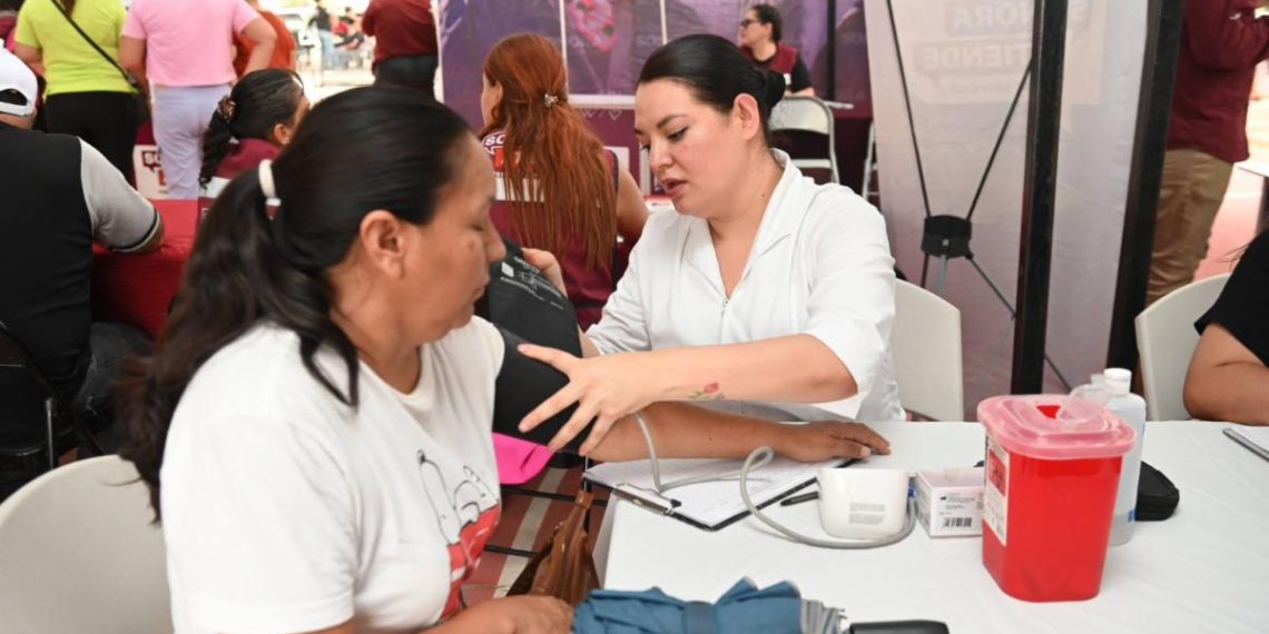 Gobernador Durazo lleva jornadas de servicios gratuitos a la colonia Romanza con “Sonora Atiende”