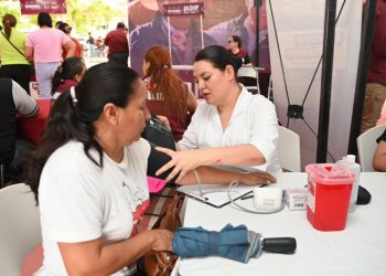 Gobernador Durazo lleva jornadas de servicios gratuitos a la colonia Romanza con “Sonora Atiende”